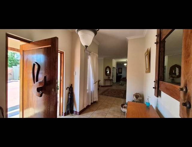 3 BEDROOM HOUSE FOR SALE IN MIDFIELD ESTATE